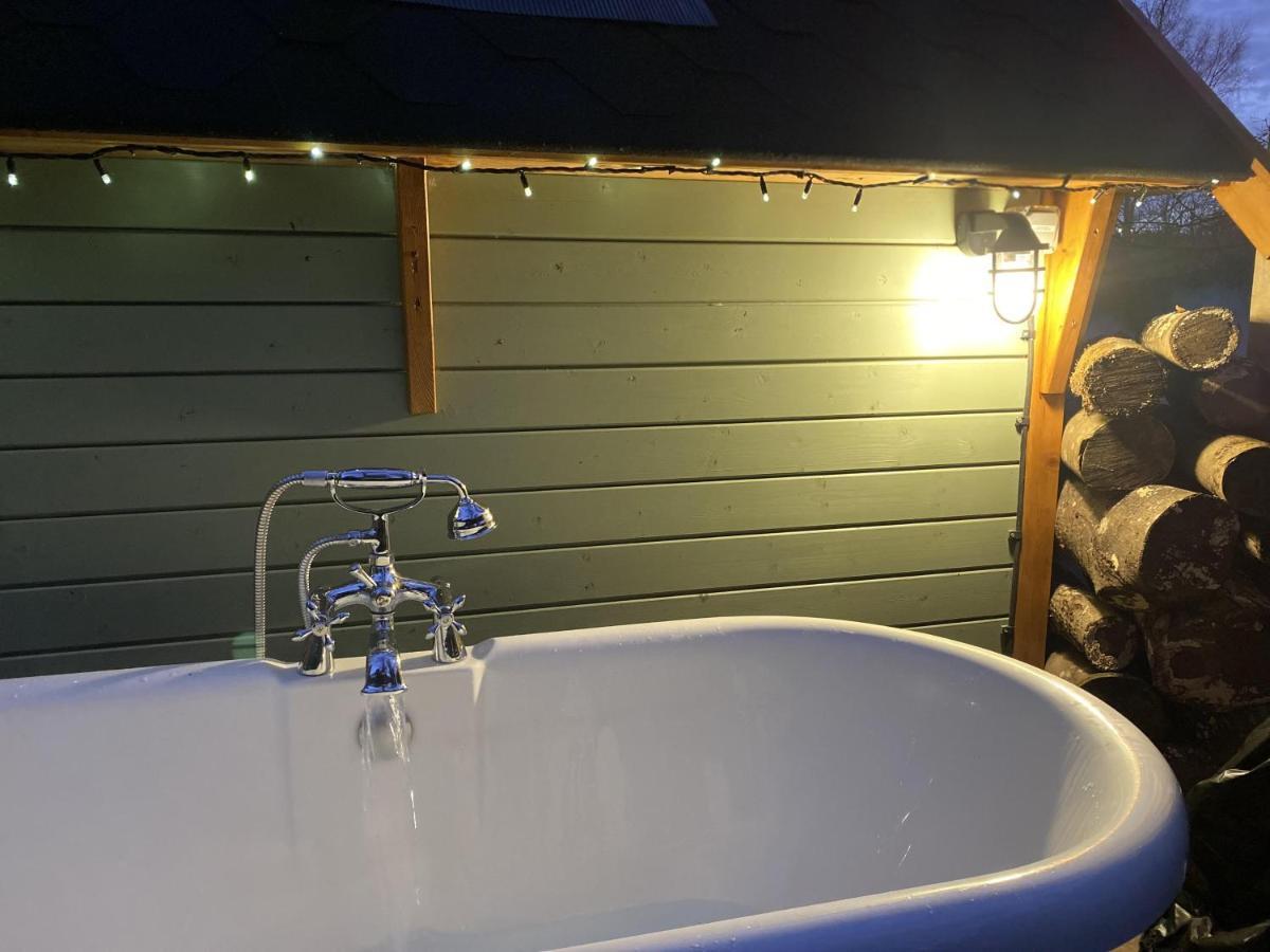 Cozy Carluke Lodge Retreat Eksteriør billede